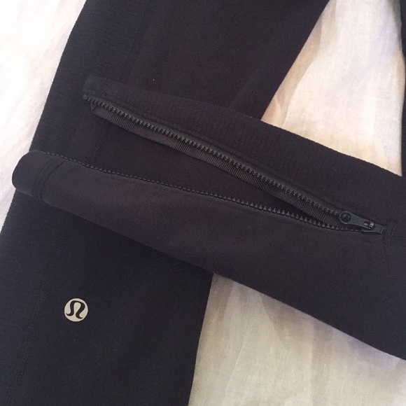 lululemon athletica Pants - Lululemon Zippered 7/8 Length in